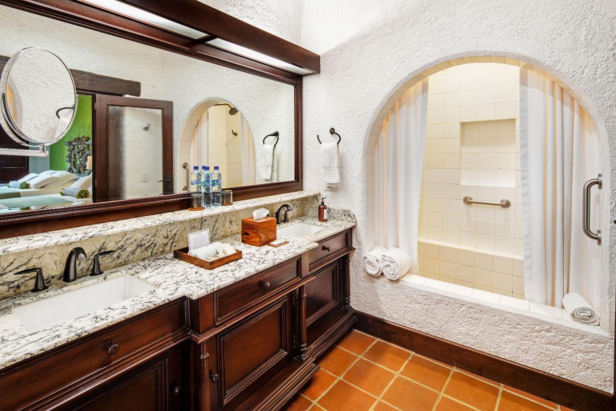 Las Cruces Boutique Hotel أنتيغوا غواتيمالا المظهر الخارجي الصورة