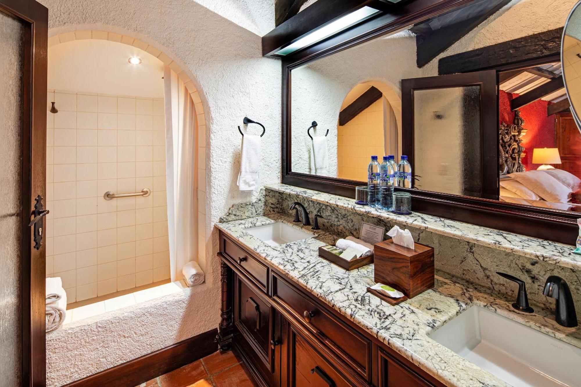 Las Cruces Boutique Hotel أنتيغوا غواتيمالا المظهر الخارجي الصورة